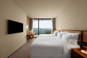 هتل L7 West Lake Hanoi By Lotte