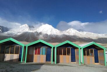 Nirvana Resort At Pangong Beach