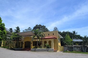 ホテル Amandari Cove