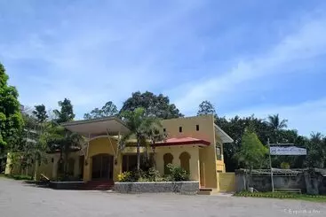 هتل Amandari Cove