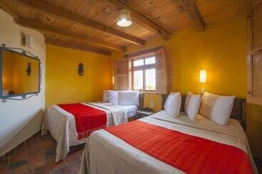 هتل Cabañas Y Suites Sergia Torres