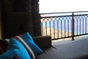 Апарт-отель Aegean Castle  Andros   Adults Only