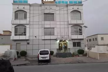 アパートホテル Hôtel Esma Nouadhibou
