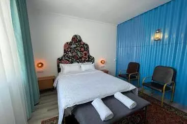Duet Hostel &