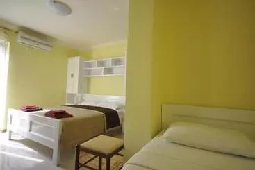 Garni Hotel Bokeška Noć