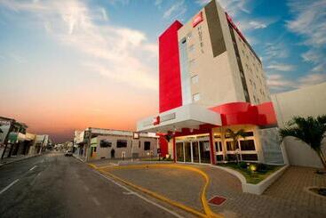 Отель Ibis Arapiraca