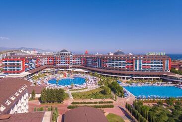 Hotel Lonicera Resort & Spa