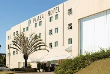 Hotel Vinhedo Plaza