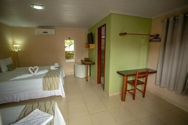 ホテル Pousada Baluarte