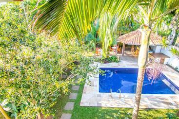 Отель Pouso Do Grego