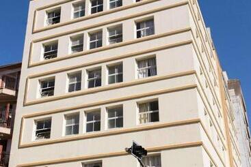 בית מלון כפרי City