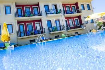 בית מלון כפרי Karaburun Konak