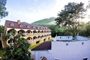 Szálloda Stamp Hills Resort & Restaurant