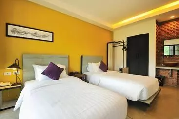 Resort Amphawa Nanon Hotel & Spa