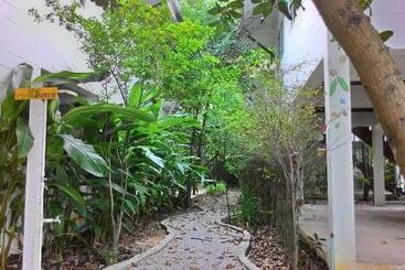 هتل Makmai Villa Rayong