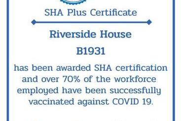 تختخواب و صبحانه Riverside House