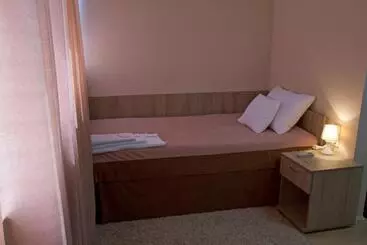 Garni Hotel Tri O