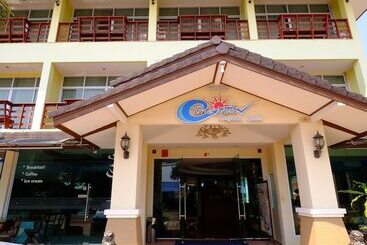 Отель The Muk Lagoon