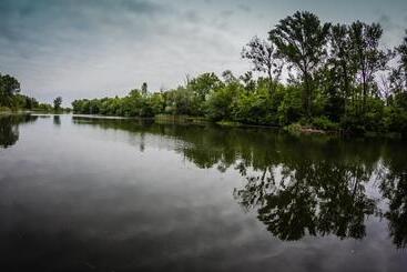 استراحتگاه Chalets & Rooms čarda šebešfok