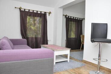 استراحتگاه Chalets & Rooms čarda šebešfok