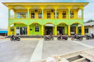 ホテル Penginapan Sulthan Penyengat Syariah By Oyo