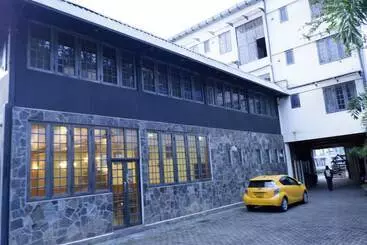 ホテル Riverside Inn