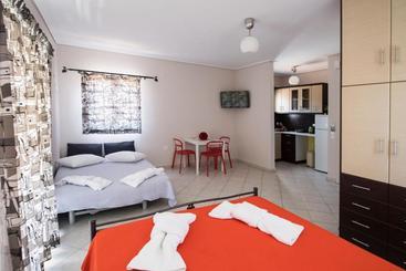 آپارتمان‌های توریست‌ها Alexandros