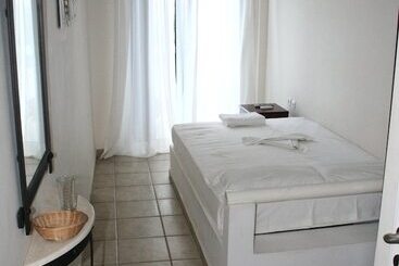 ホテル Chill & Co. Serifos