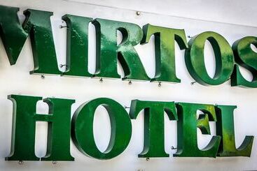 ホテル Mirtos