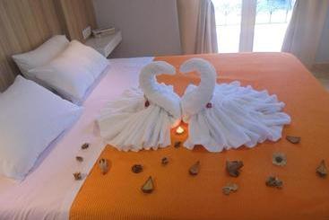 דירות לתיירים Ourania Studios