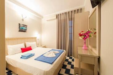 Hotel Pansion Nikos Vergos