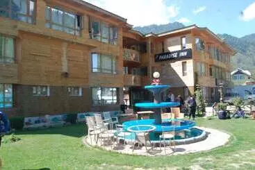 Hotel Paradise Inn