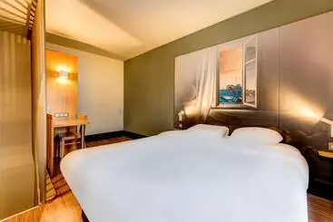 B&b Hotel Saint Witz