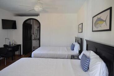 Szálloda La Marina Inn