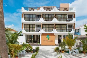 Hotel Crystal Sands Villa