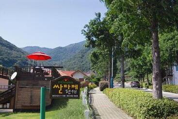 アパートメント Santa Fe Pension