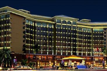 Days Hotel & Suites Da Peng Hainan