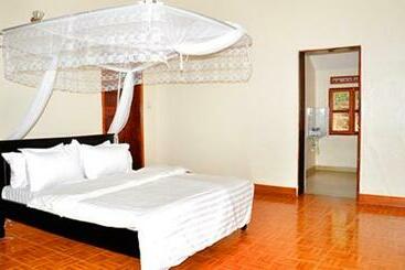 فندق صغير Murchison Basecamp