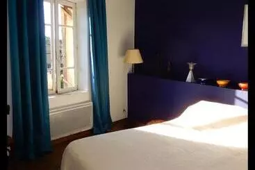 Aamiaismajoitus (B&B) Le Dinanga