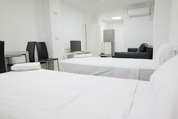 فندق صغير Optimus Comfort Sl