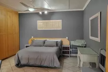 Majatalo 12 On Churchill