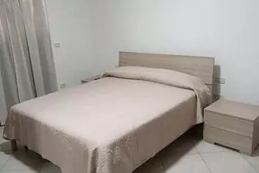Pensão B&b Le Luci Super Camera In Attico Interno 3 Rose Rosse