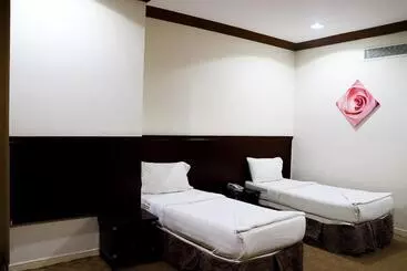 فندق مسارات المشاعر
