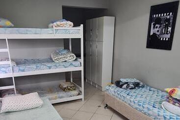 Hostel Oktoberfest Casa Laranja