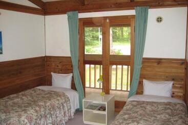 Bed and Breakfast Hirotani Pension