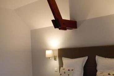 Hotel Hôtel Château De La Marlière