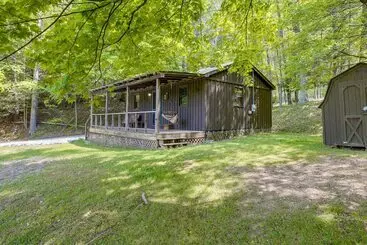 コテージ Cozy Green Bank Cabin ~ 2 Mi To Observatory!