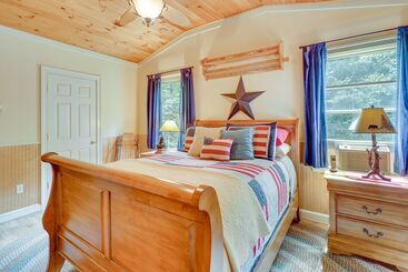 Сельский дом Cozy Pennsylvania Abode W/ Porch, Grill & Fire Pit