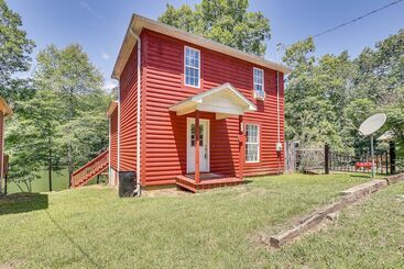 Dom wiejski Secluded Alabama Retreat   Lewis Smith Lake Access