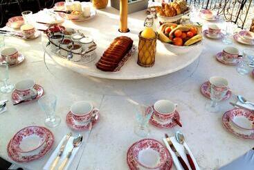 تختخواب و صبحانه L'ange Est Rêveur